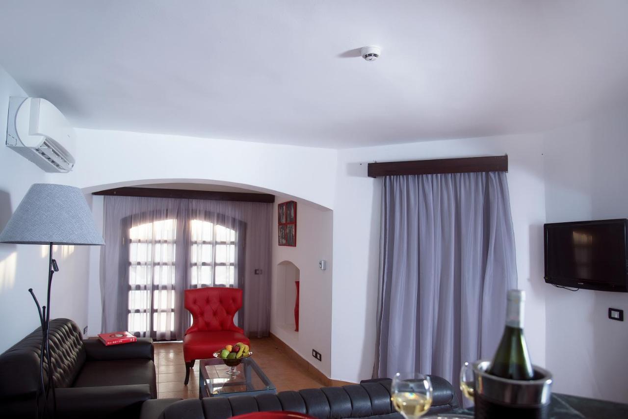 Sanafir Hotel - El Pacha Suites Sharm - Adults Only Екстер'єр фото